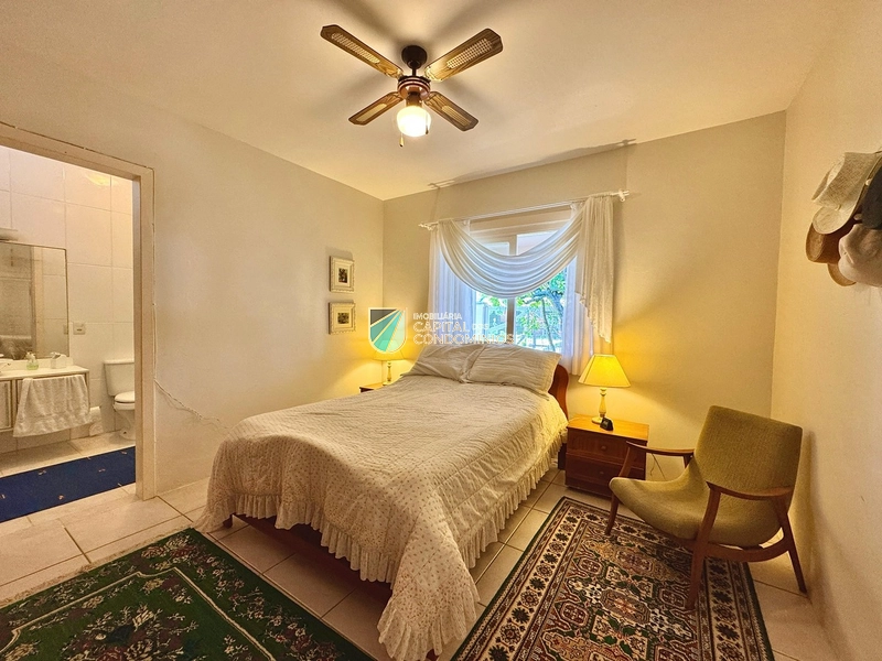 Casa em 2 terrenos: 12ª foto da galeria de imagens do imóvel