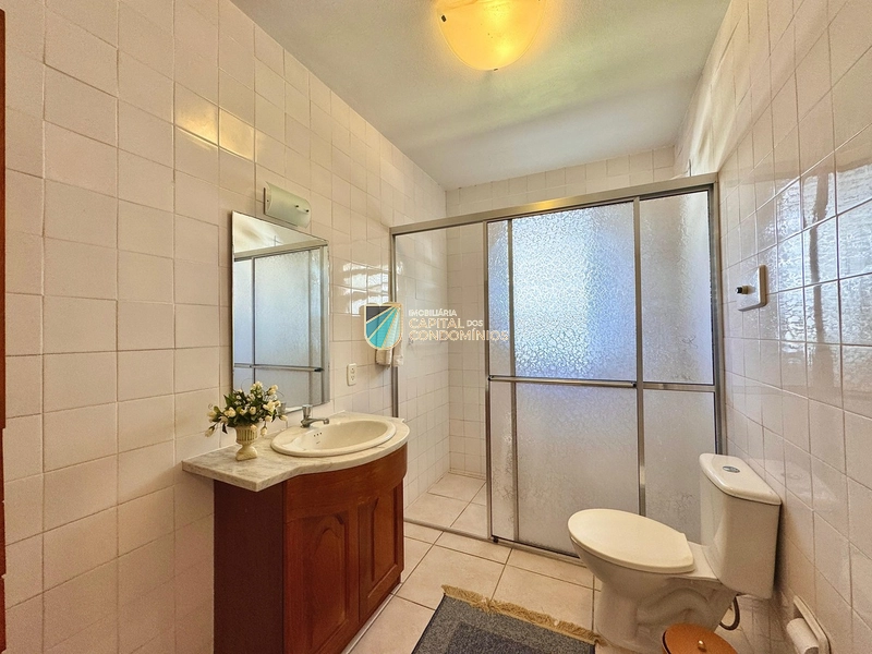 Casa em 2 terrenos: 10ª foto da galeria de imagens do imóvel