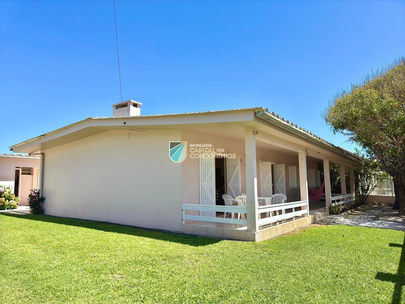 Casa em 2 terrenos: 27ª foto da galeria de imagens do imóvel