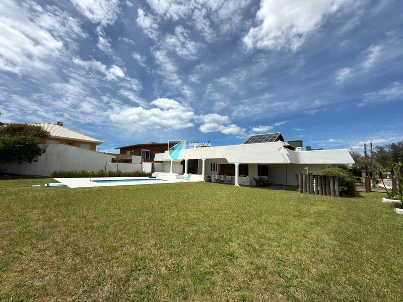 Casa térrea em Atlântida: 36ª foto da galeria de imagens do imóvel