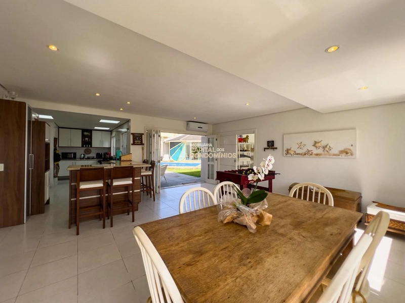 Sobrado junto ao mar!: 11ª foto da galeria de imagens do imóvel