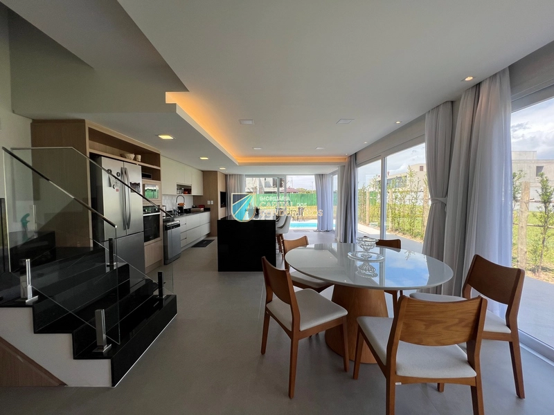 Sobrado no One: 3ª foto da galeria de imagens do imóvel