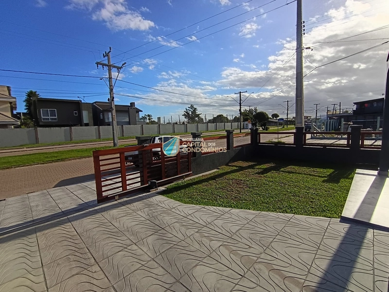 Casa de esquina: 2ª foto da galeria de imagens do imóvel