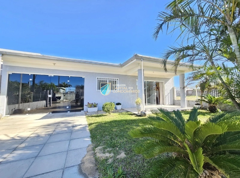 Excelente casa em Noiva do Mar