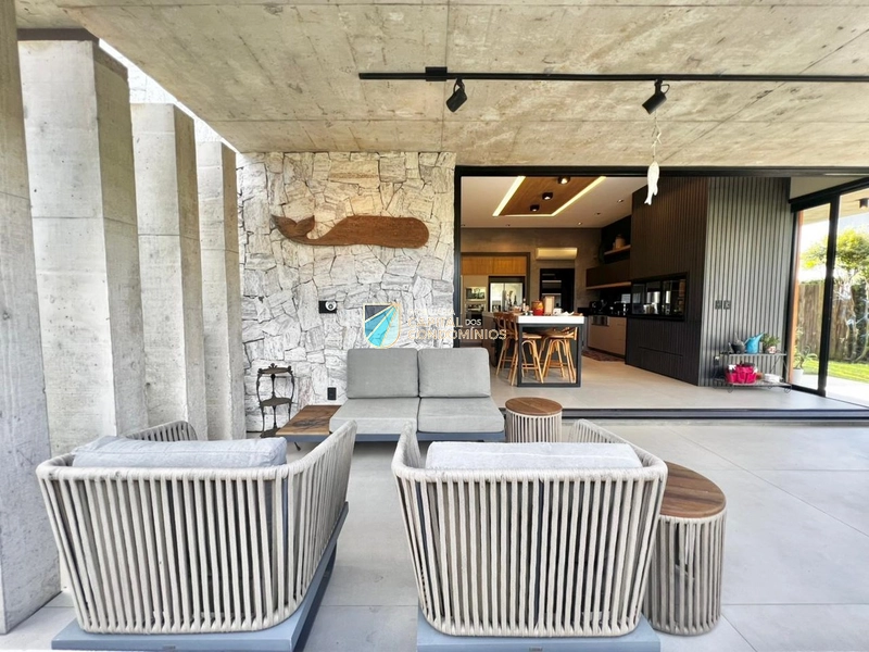 Casa térrea junto ao lago no condomínio Quintas do Lago: 29ª foto da galeria de imagens do imóvel