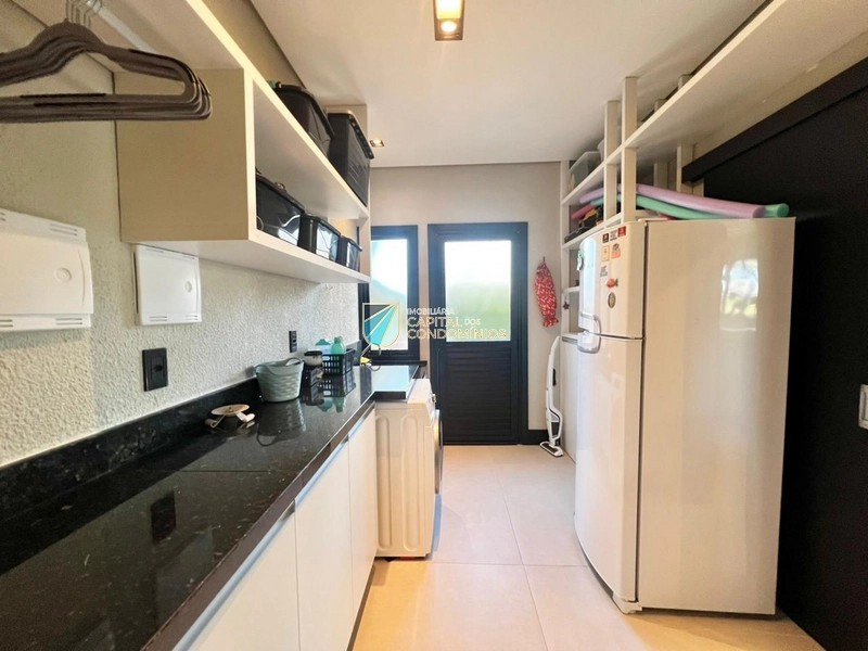 Casa térrea junto ao lago no condomínio Quintas do Lago: 51ª foto da galeria de imagens do imóvel