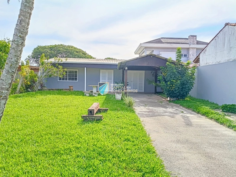 Casa térrea no centro: 1ª foto da galeria de imagens do imóvel