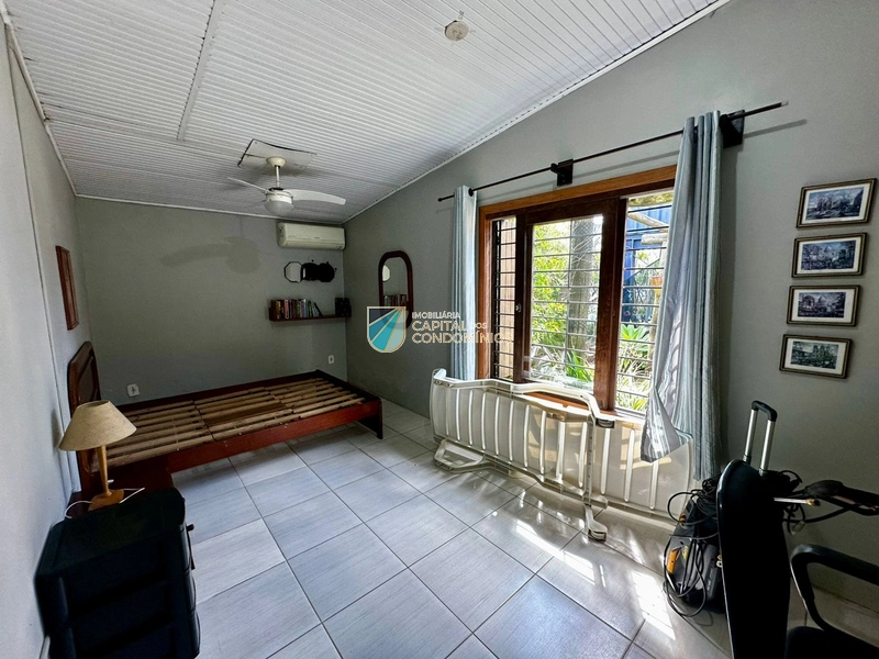 Casa em terrenos no centro: 18ª foto da galeria de imagens do imóvel