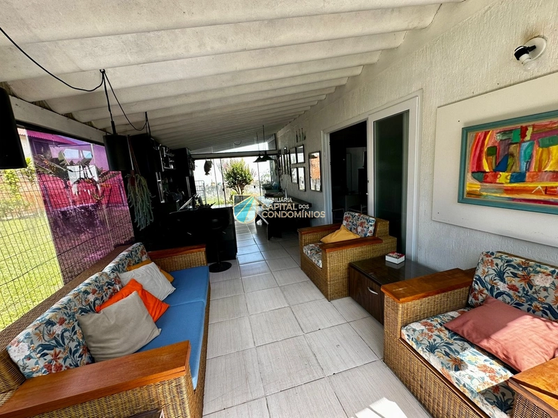 Casa em terrenos no centro: 13ª foto da galeria de imagens do imóvel