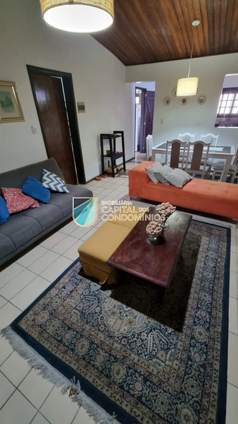 Casa em 2 terrenos em rua privativa: 12ª foto da galeria de imagens do imóvel