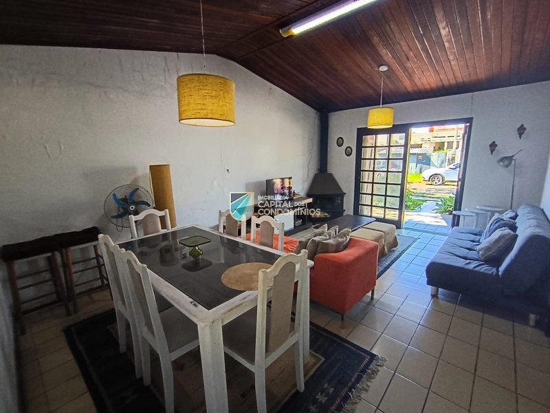 Casa em 2 terrenos em rua privativa: 7ª foto da galeria de imagens do imóvel