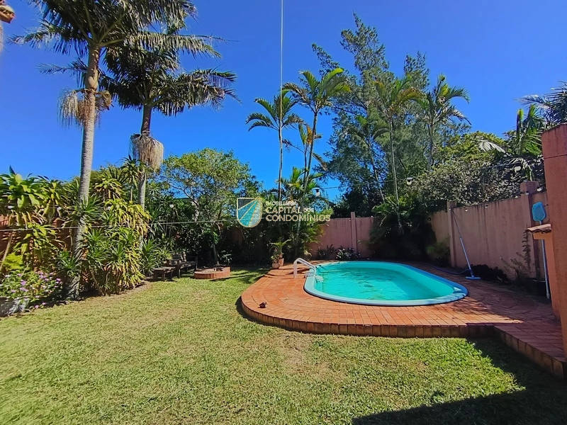 Casa em 2 terrenos em rua privativa: 5ª foto da galeria de imagens do imóvel