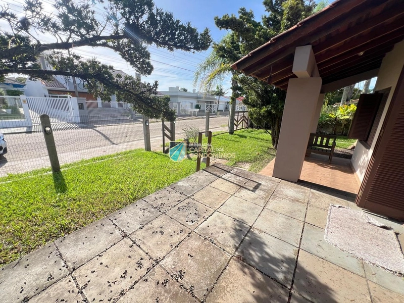Casa em Atlântida: 4ª foto da galeria de imagens do imóvel