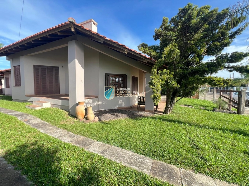 Casa em Atlântida: 2ª foto da galeria de imagens do imóvel