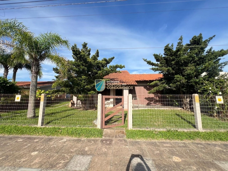 Casa em Atlântida: 5ª foto da galeria de imagens do imóvel