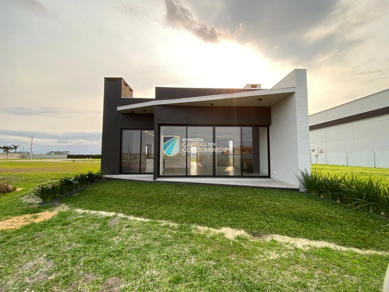 Casa nova no Boulevard Xangri-lá: 22ª foto da galeria de imagens do imóvel