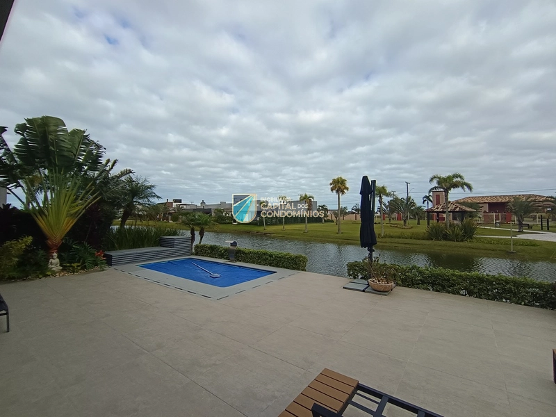Casa térrea beira lago: 25ª foto da galeria de imagens do imóvel