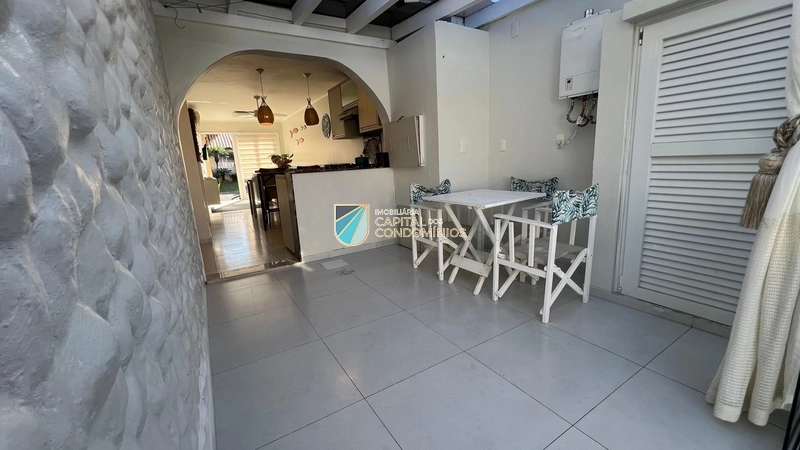 Casa Hermosa com piscina: 22ª foto da galeria de imagens do imóvel