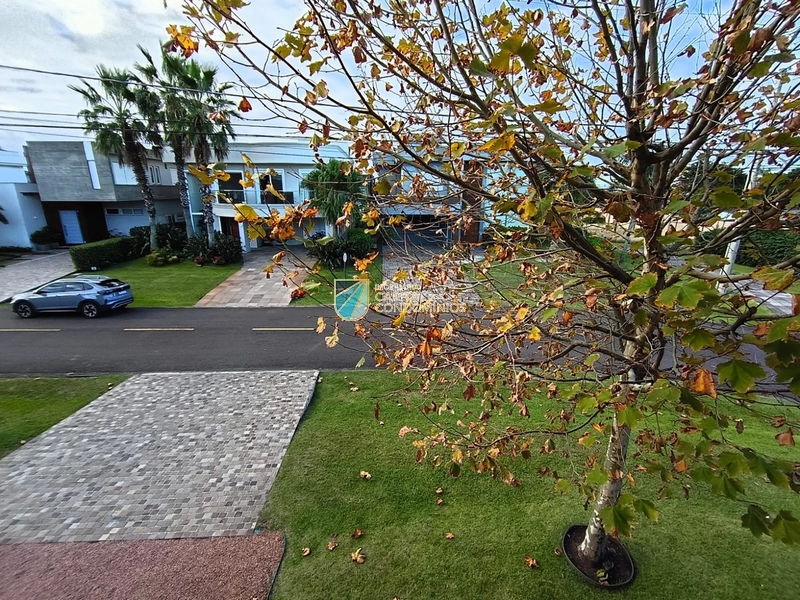 Sobrado de esquina no Enseada: 31ª foto da galeria de imagens do imóvel