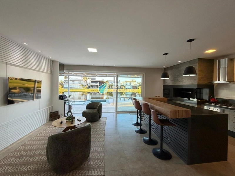 Casa térrea beira lago no Condomínio Enseada em Xangri-lá: 8ª foto da galeria de imagens do imóvel