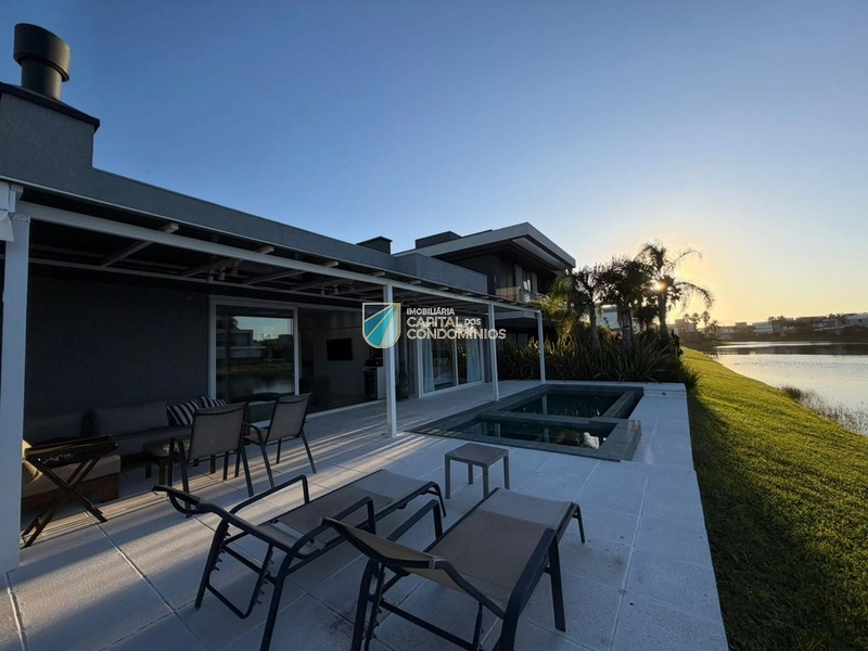 Casa térrea beira lago no Condomínio Enseada em Xangri-lá: 26ª foto da galeria de imagens do imóvel