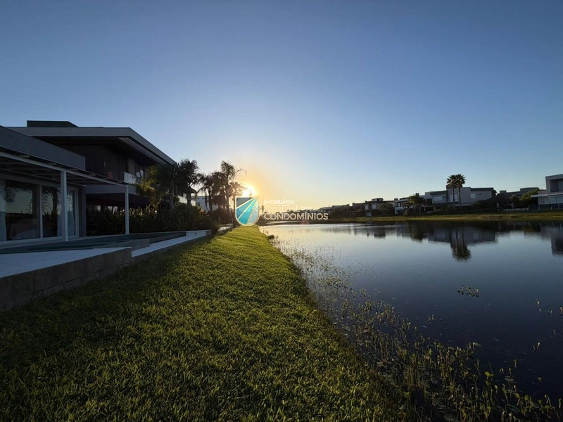 Casa térrea beira lago no Condomínio Enseada em Xangri-lá: 28ª foto da galeria de imagens do imóvel