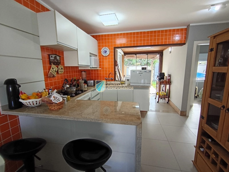 Casa Hermosa de esquina: 4ª foto da galeria de imagens do imóvel