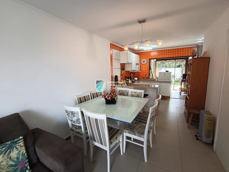 Casa Hermosa de esquina: 6ª foto da galeria de imagens do imóvel