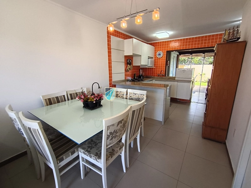 Casa Hermosa de esquina: 12ª foto da galeria de imagens do imóvel