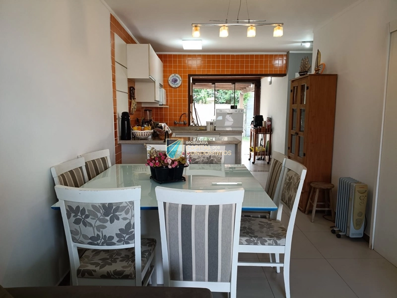 Casa Hermosa de esquina: 7ª foto da galeria de imagens do imóvel