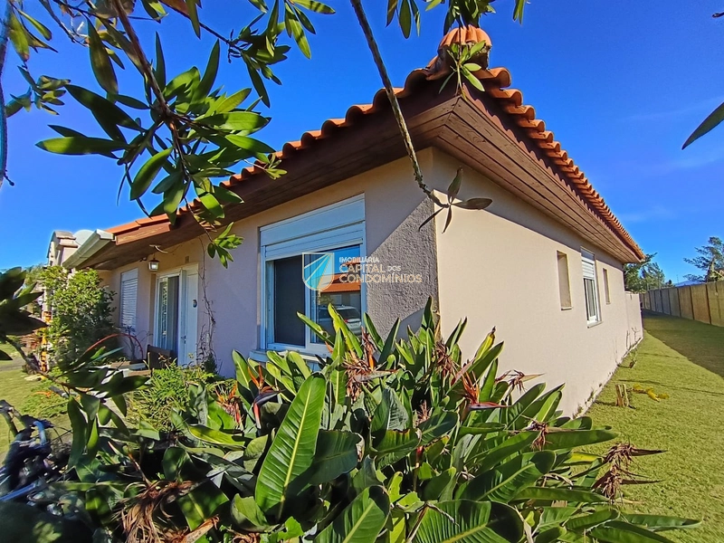 Casa Hermosa de esquina