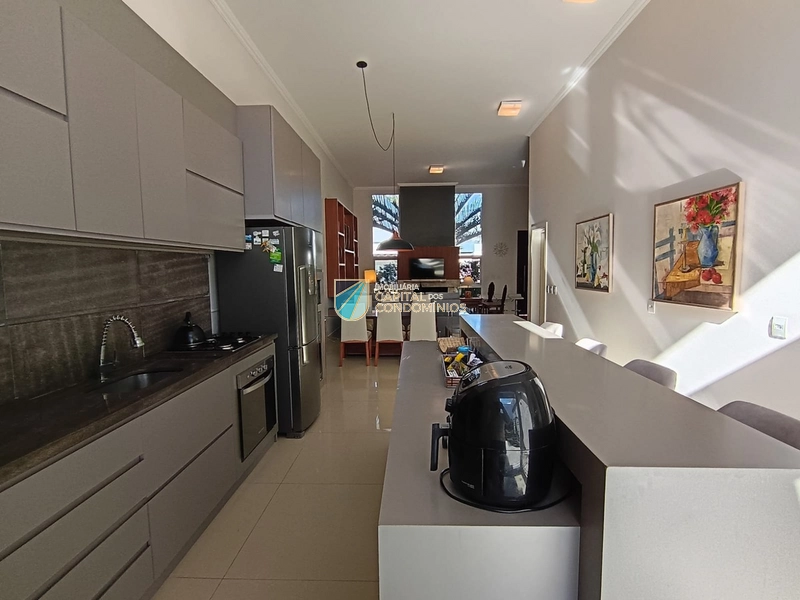 Casa térrea no Las Palmas: 14ª foto da galeria de imagens do imóvel