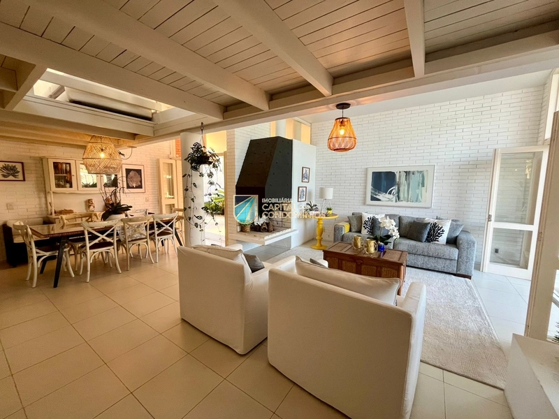 Casa em Atlântida: 5ª foto da galeria de imagens do imóvel