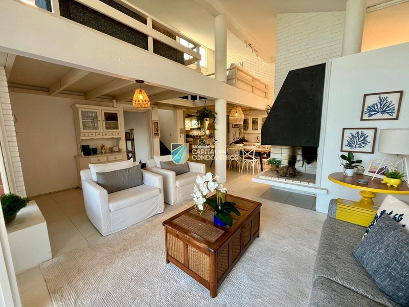 Casa em Atlântida: 3ª foto da galeria de imagens do imóvel