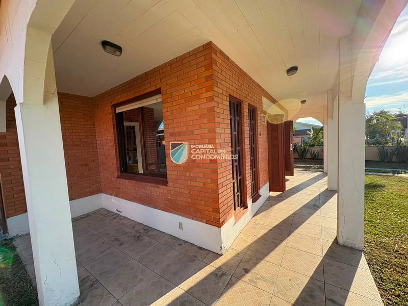 Casa no centro: 23ª foto da galeria de imagens do imóvel