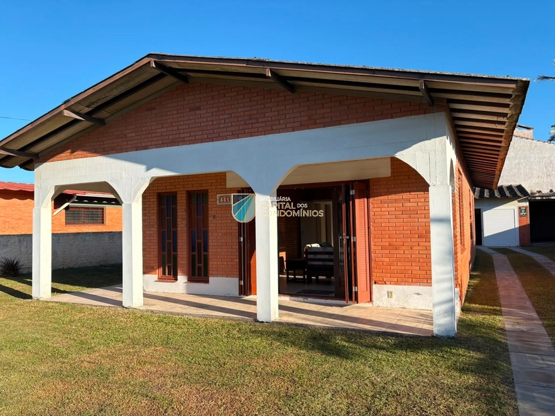 Casa no centro: 2ª foto da galeria de imagens do imóvel
