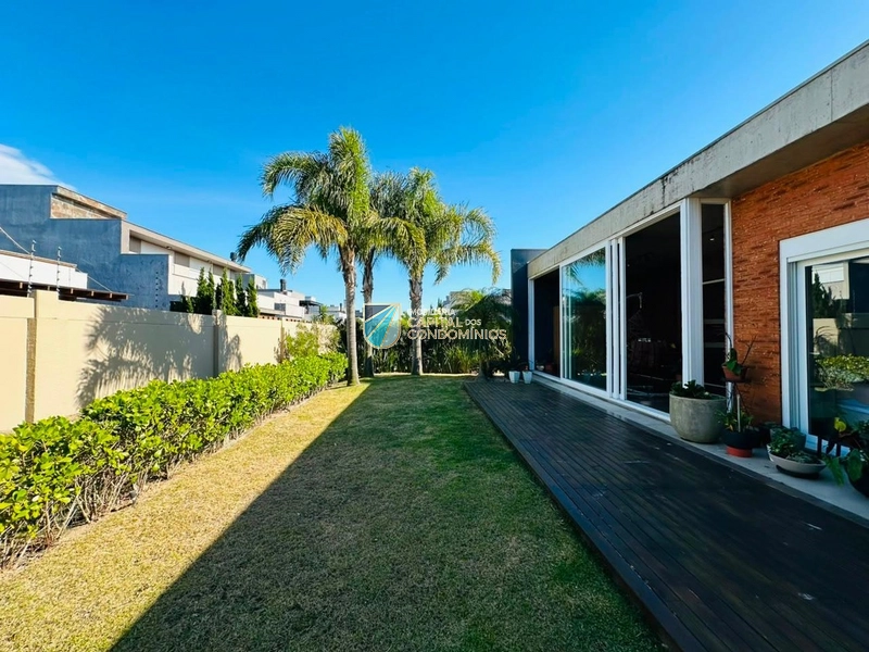 Casa térrea no Enseada: 22ª foto da galeria de imagens do imóvel