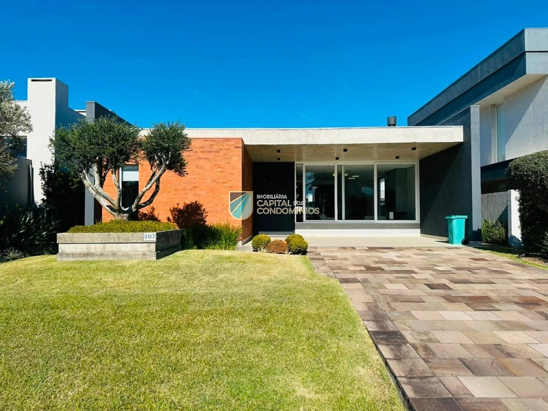 Casa térrea no Enseada: 2ª foto da galeria de imagens do imóvel