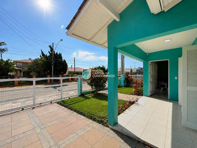 Casa no centro de Xangri-lá.: 2ª foto da galeria de imagens do imóvel