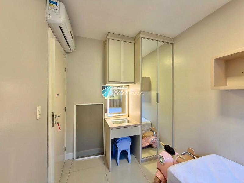 Casa Hermosa com corredor lateral: 21ª foto da galeria de imagens do imóvel