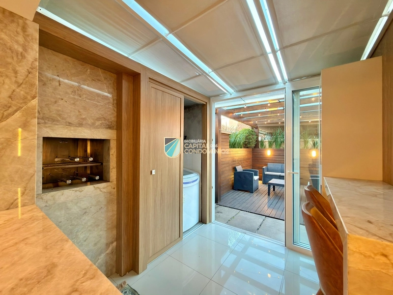 Casa Hermosa com corredor lateral: 11ª foto da galeria de imagens do imóvel