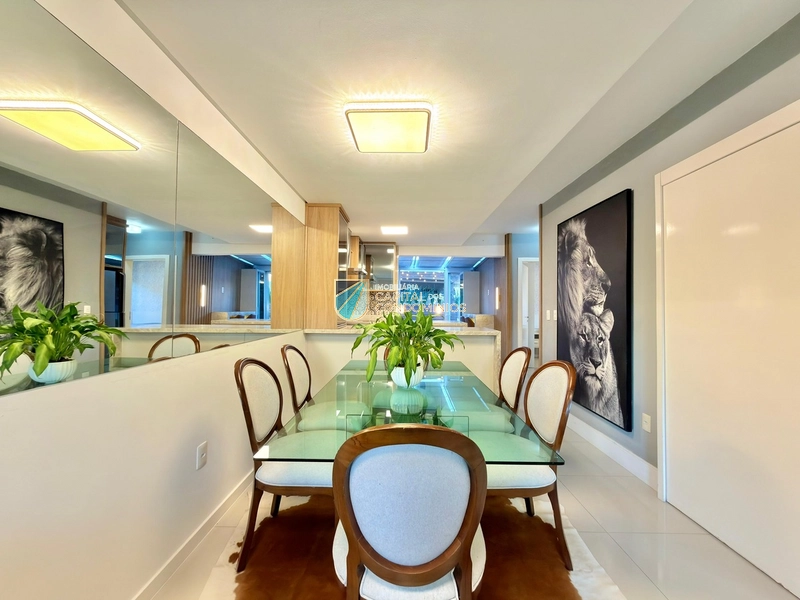 Casa Hermosa com corredor lateral: 4ª foto da galeria de imagens do imóvel