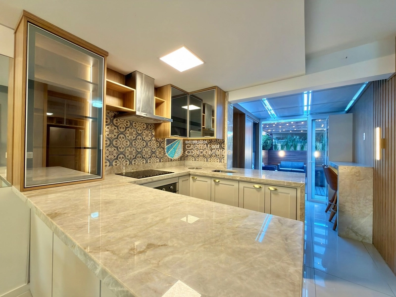Casa Hermosa com corredor lateral: 10ª foto da galeria de imagens do imóvel