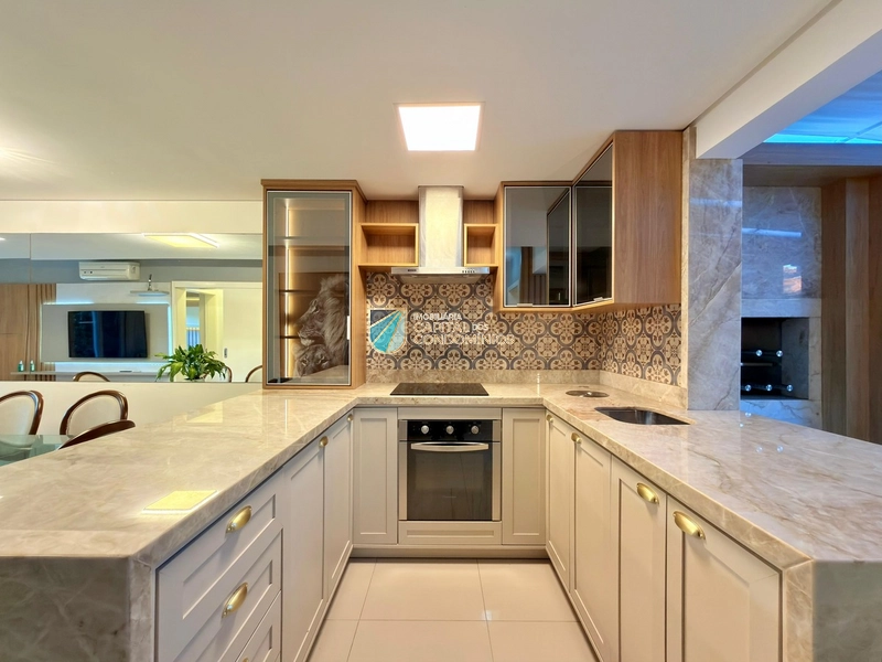 Casa Hermosa com corredor lateral: 13ª foto da galeria de imagens do imóvel