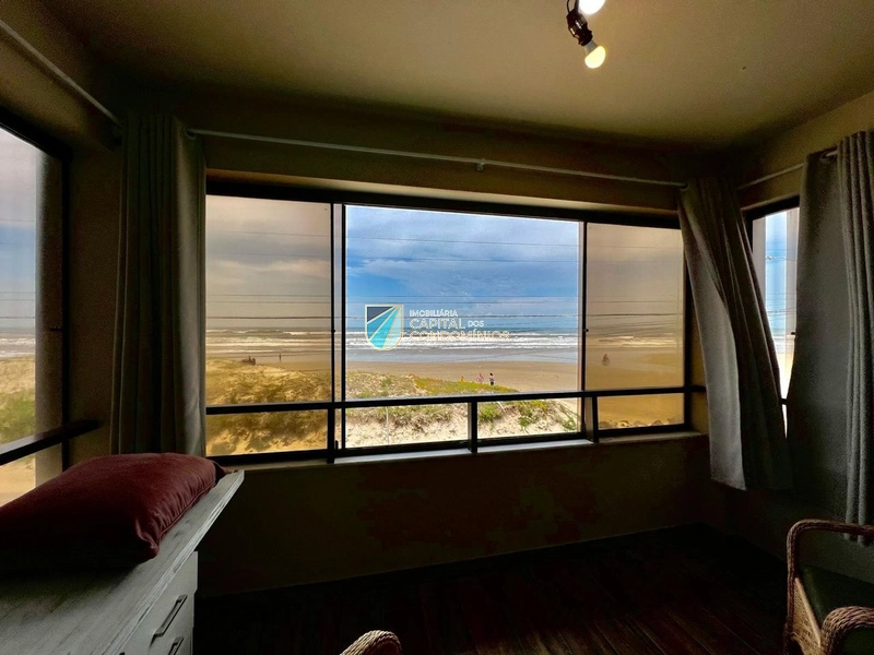Duplex à beira mar em Xangri-lá: 2ª foto da galeria de imagens do imóvel