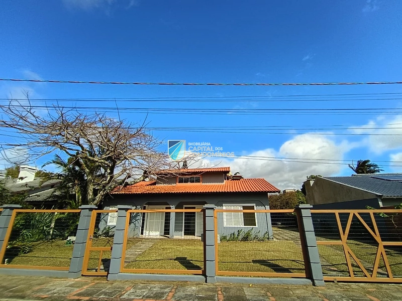Casa em Atlântida: 1ª foto da galeria de imagens do imóvel
