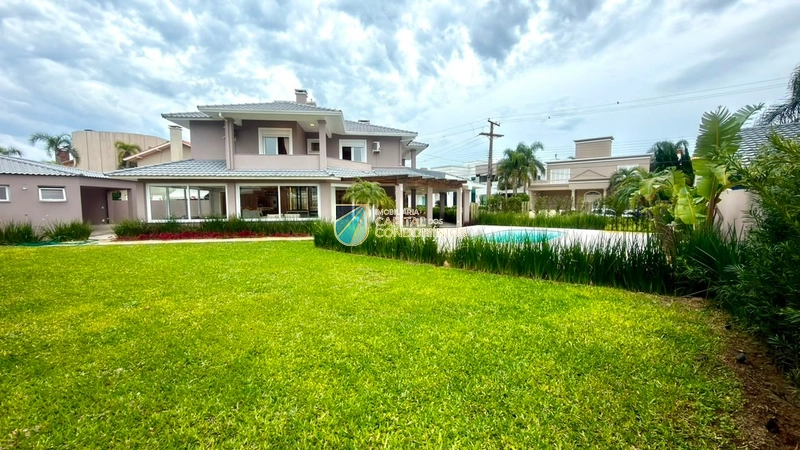 Sobrado no Lagos Park em 2 terrenos!!