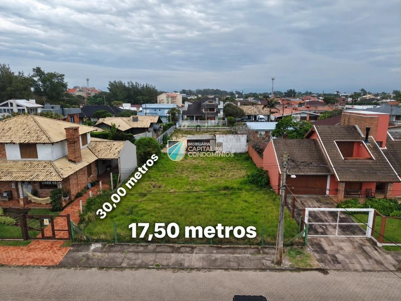 Terreno em Atlântida junto ao mar: 2ª foto da galeria de imagens do imóvel