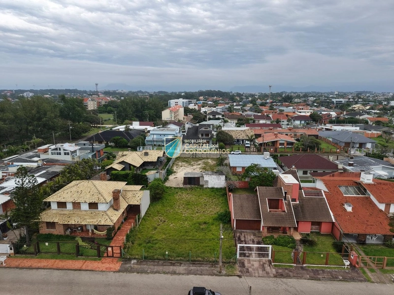 Terreno em Atlântida junto ao mar: 8ª foto da galeria de imagens do imóvel