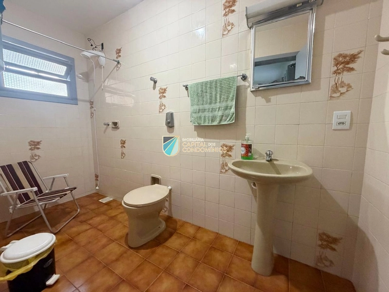 Casa no centro: 13ª foto da galeria de imagens do imóvel